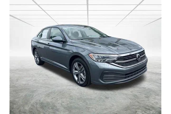 $14999 : Volkswagen Jetta 2024 SE 4dr image 2