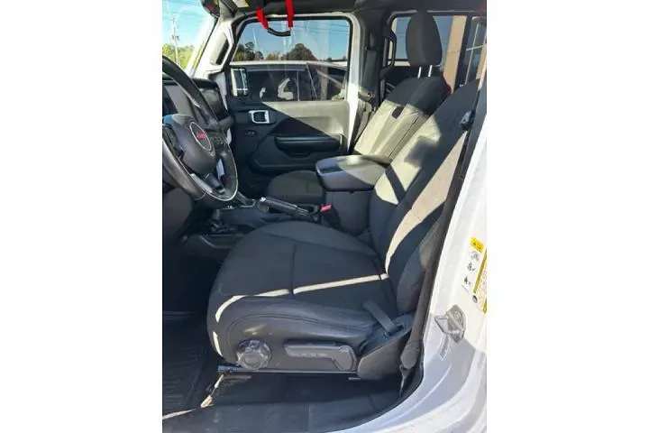 $19755 : Jeep Wrangler Unlimited 2019 image 8