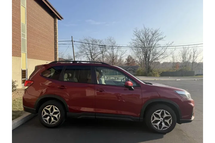 $10999 : 2021 Forester Premium image 5
