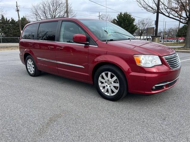 $9500 : 2015 Town and Country Touring image 5
