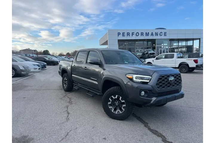 $37549 : Toyota Tacoma 2021 4x4 TRD P image 2