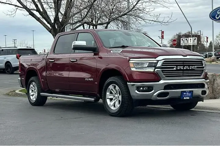 $33995 : Ram 1500 2020 4x4 Laramie 4d image 9