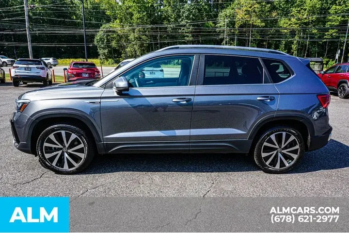 $18920 : Volkswagen Taos 2024 SE 4dr image 7