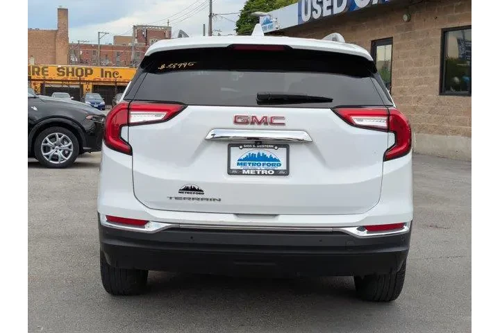 $21899 : GMC Terrain 2023 SLT 4dr SUV image 5