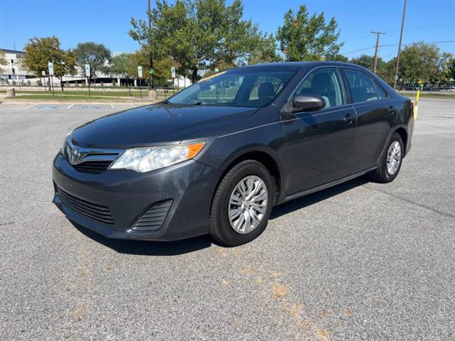 $8500 : 2012 Camry LE image 3