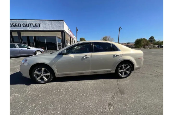 2011 Malibu LT image 4