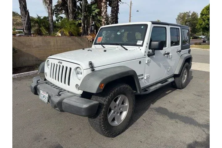 $21987 : Jeep Wrangler JK Unlimited 2 image 6