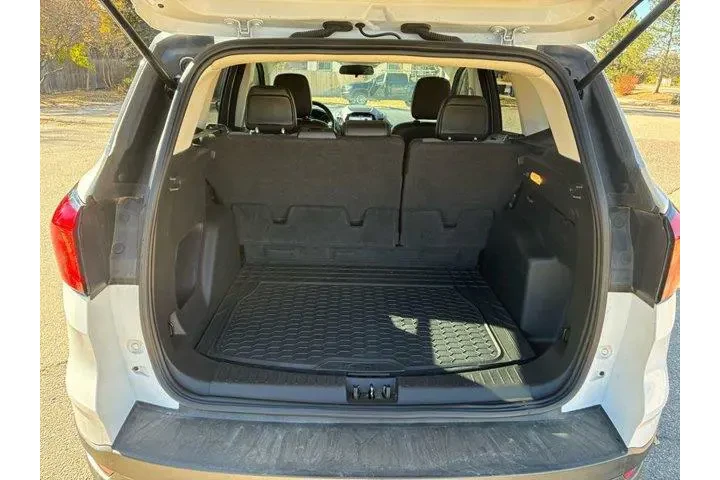 $11988 : Ford Escape 2019 AWD SE 4dr image 6