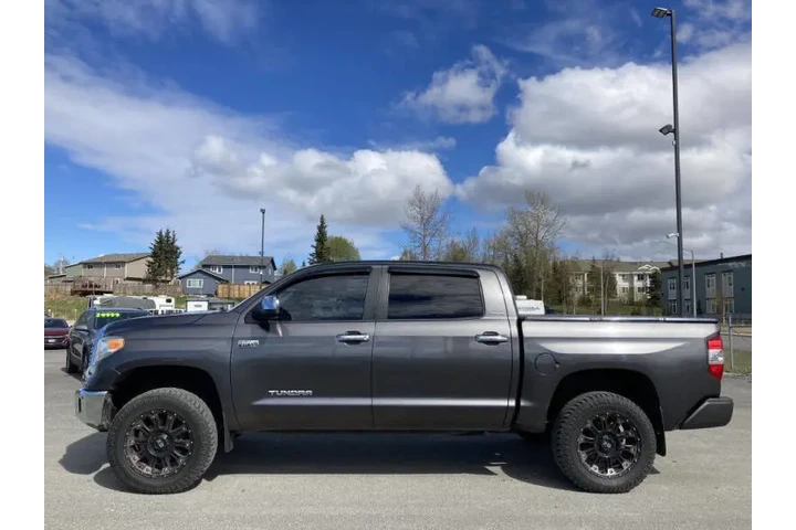 $30999 : 2014 Tundra Limited image 8
