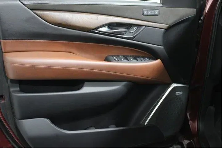 $32955 : Cadillac Escalade ESV 2018 4 image 3