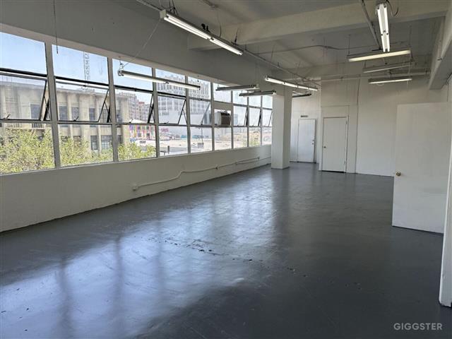 $1200 : Office/showroom (Downtown Los image 5