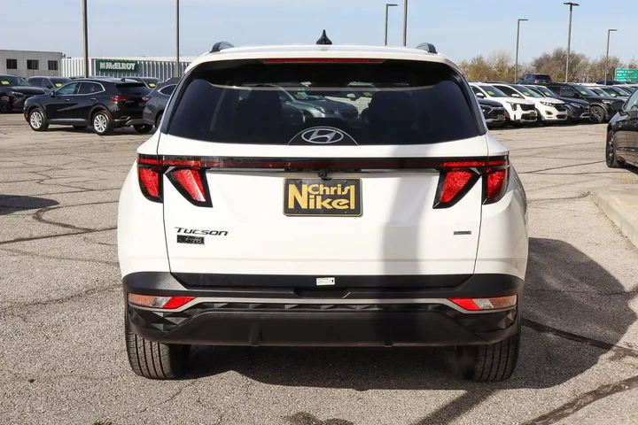 $19888 : 2024 Tucson SEL AWD *Ltd Avai image 5