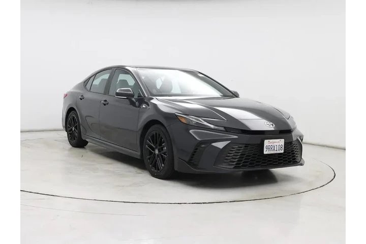 $29998 : Toyota Camry 2025 SE 4dr Sed image 1