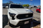 Toyota Tacoma 2025 4x2 SR5 4 en Los Angeles