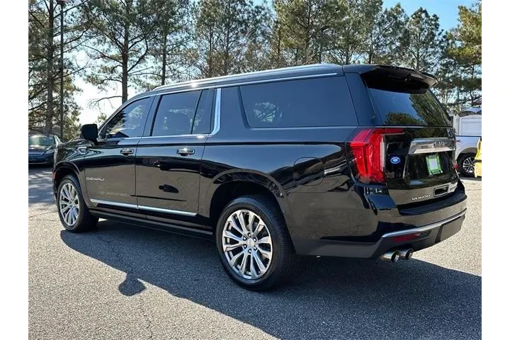 $39598 : GMC Yukon XL 2022 4x4 Denali image 5
