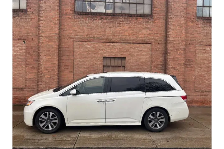 $7999 : 2014 Odyssey Touring Elite image 6
