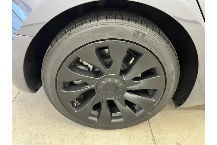 $22990 : Tesla Model 3 2018 AWD Long image 9