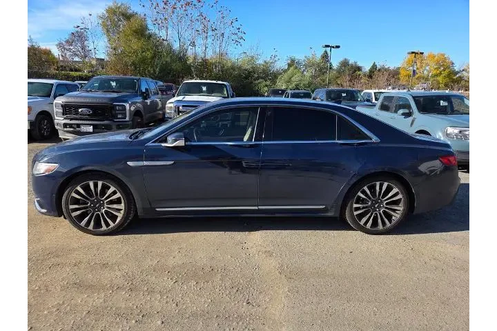 $21000 : Lincoln Continental 2018 AWD image 2