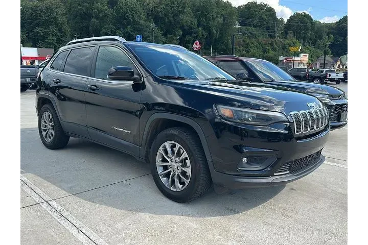 Jeep Cherokee 2019 4x4 Latit image 1