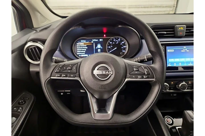 $16998 : Nissan Versa 2024 SV 4dr Sed image 10