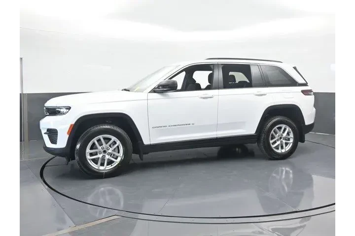 $33000 : Jeep Grand Cherokee 2025 4x2 image 2