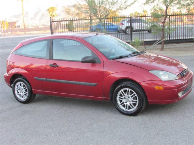 $3995 : 2003 Focus ZX3 image 3