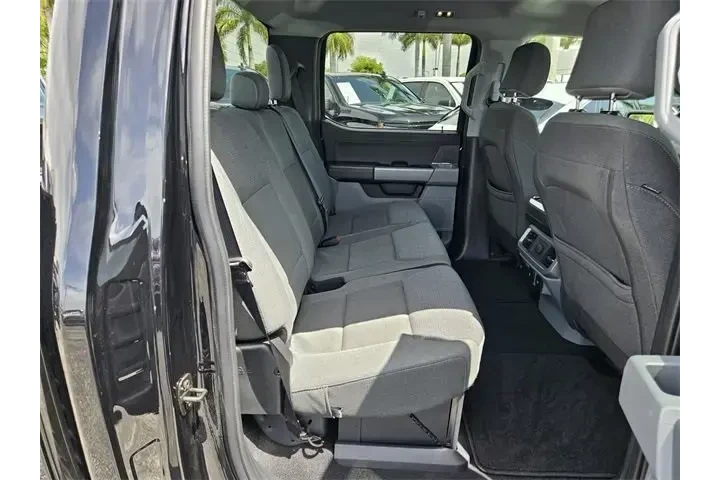 $39990 : Ford F-150 2024 4x4 XLT 4dr image 10