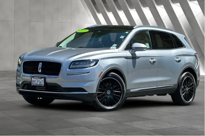 $25500 : Lincoln Nautilus 2021 AWD Re image 2