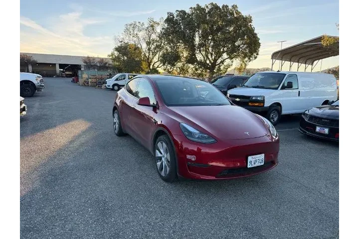 $34800 : Tesla Model Y 2024 AWD Long image 2
