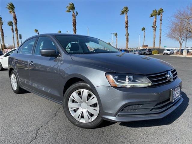 2017 Volkswagen Jetta image 1