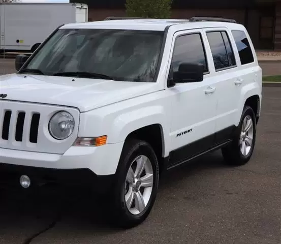 $5000 : 2015 Jeep Patriot Sport 4x4 image 1