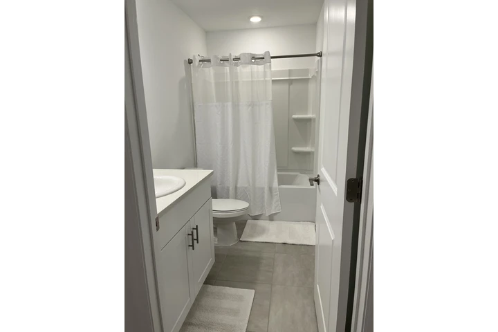 $800 : Room for rent in St. Cloud. image 3