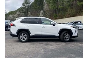 $26490 : Toyota RAV4 2024 XLE 4dr SUV thumbnail