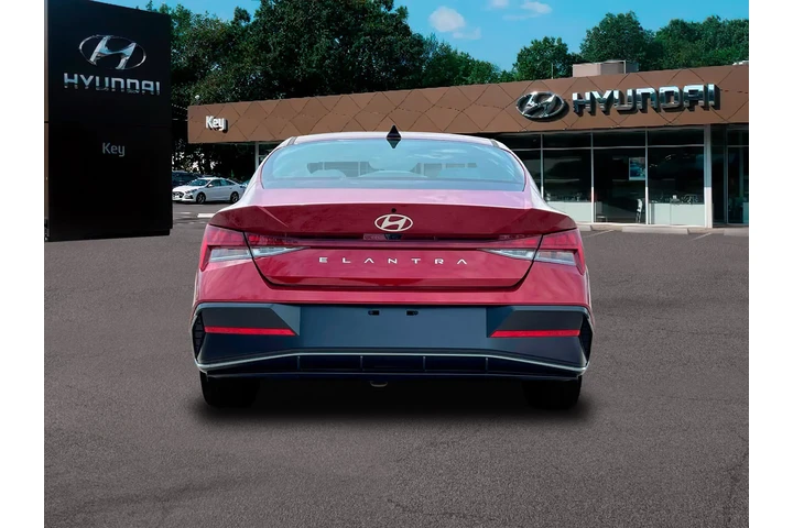 $21697 : Hyundai ELANTRA 2024 SEL 4dr image 6