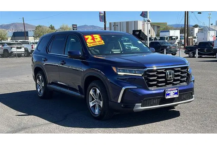 $29984 : Honda Pilot 2023 AWD EX-L 4d image 3