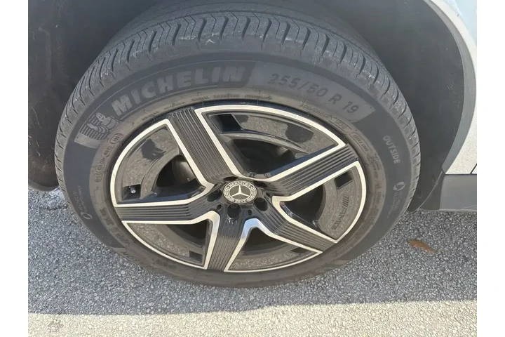 $38986 : Mercedes-Benz GLC 2024 GLC 3 image 7