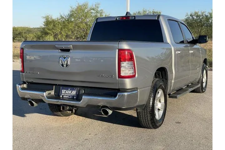 $31995 : Ram 1500 2021 4x4 Big Horn 4 image 7
