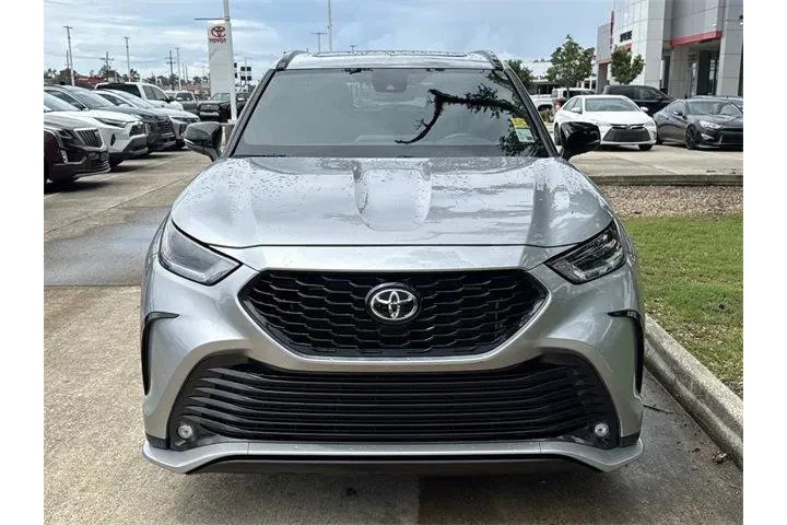 $37799 : Toyota Highlander 2022 AWD X image 2