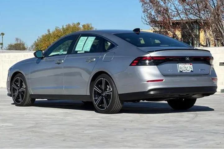 $29651 : Honda Accord Hybrid 2025 Spo image 5
