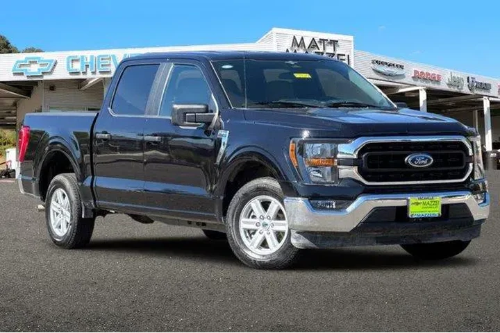 $28499 : Ford F-150 2023 4x2 XL 4dr S image 1