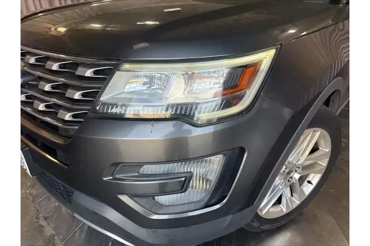 $13999 : Ford Explorer 2017 XLT 4dr S image 9