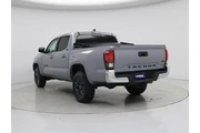 $28998 : Toyota Tacoma 2021 4x2 SR5 V thumbnail