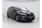 Chrysler Pacifica Plug-In Hy en Raleigh