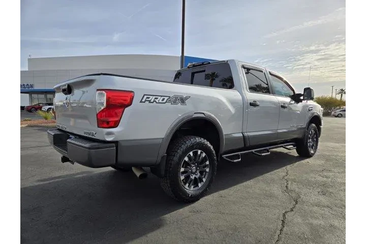 $26991 : Nissan Titan XD 2018 4x4 PRO image 6