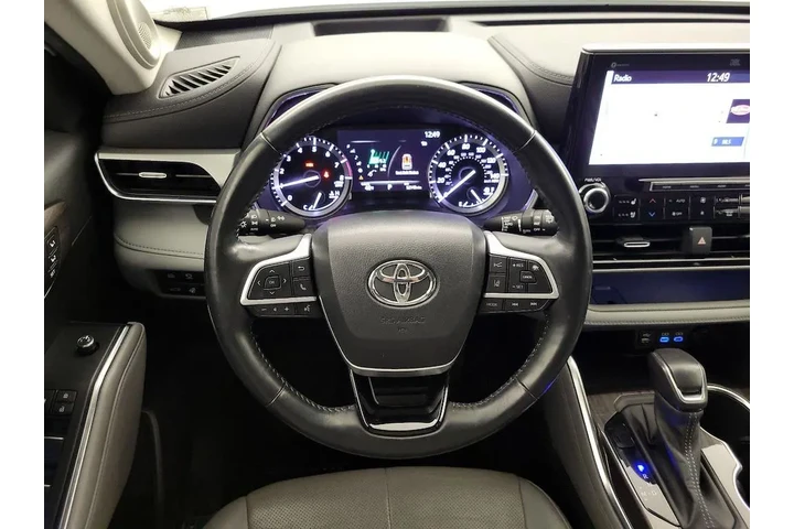 $38998 : Toyota Highlander 2022 AWD P image 10