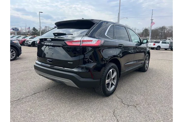$26370 : Ford Edge 2023 AWD ST-Line 4 image 4