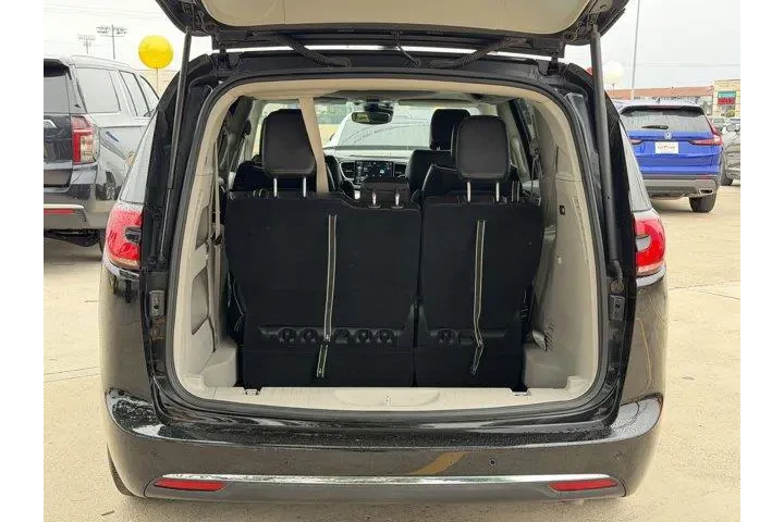 $34877 : Chrysler Pacifica 2024 Limit image 9