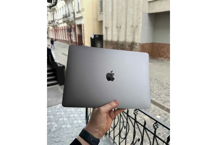 $1000 : Apple MacBook Air 2020 image 5