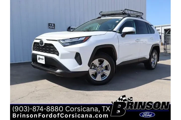$31990 : Toyota RAV4 2024 AWD XLE 4dr image 1