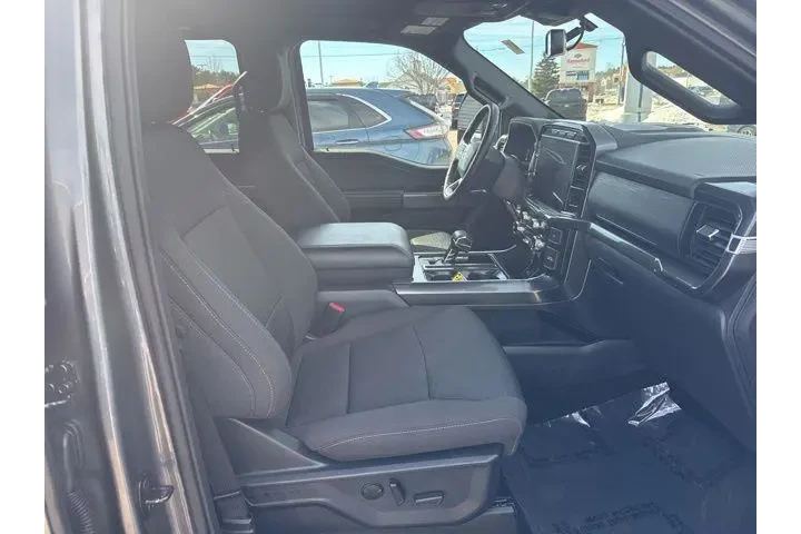 $39344 : Ford F-150 2023 4x4 XLT 4dr image 5